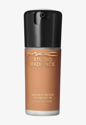 MAC STUDIO RADIANCE SERUM-POWERED FOUNDATION nieokreślony