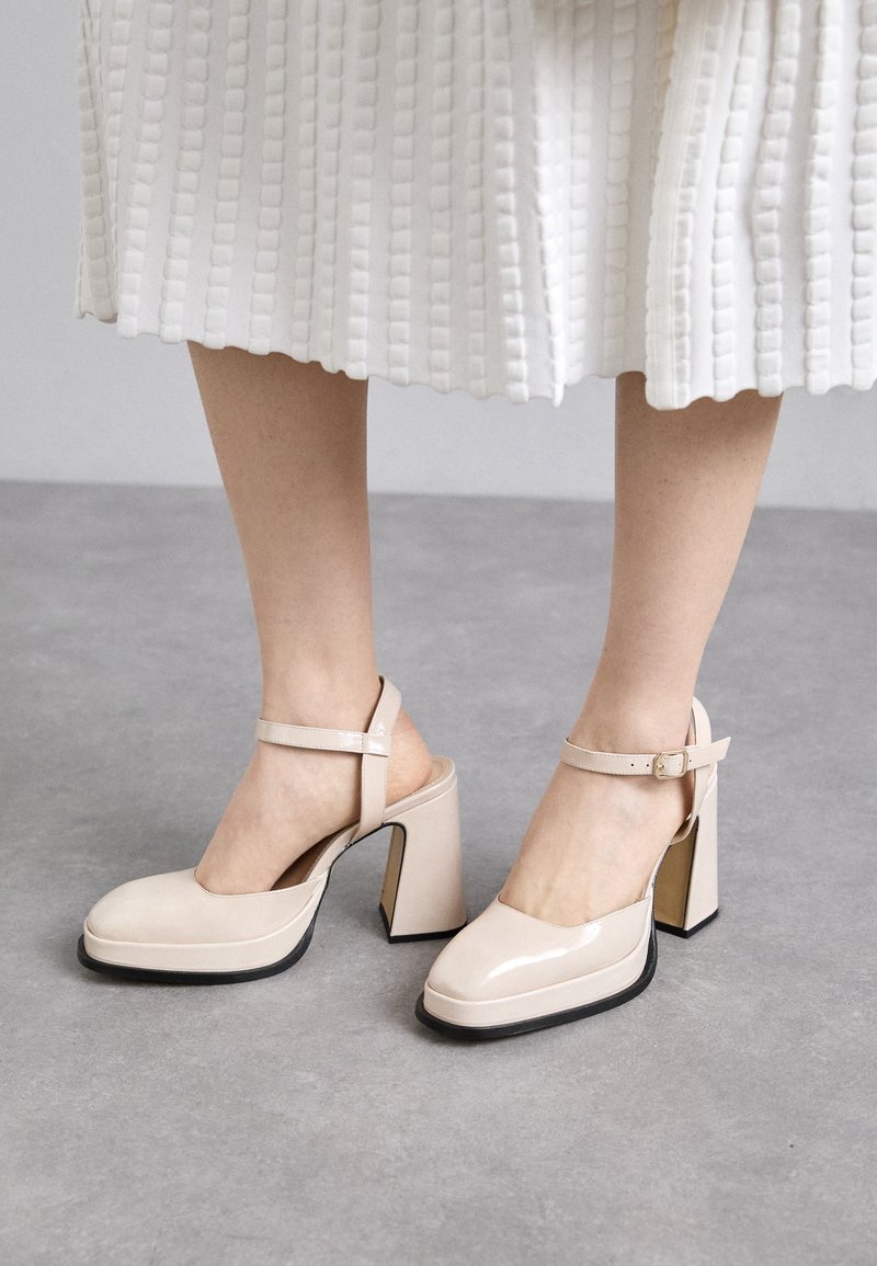 Souliers Martinez MALASANA - Aukštakulniai su platforma - lajara cybil salinas