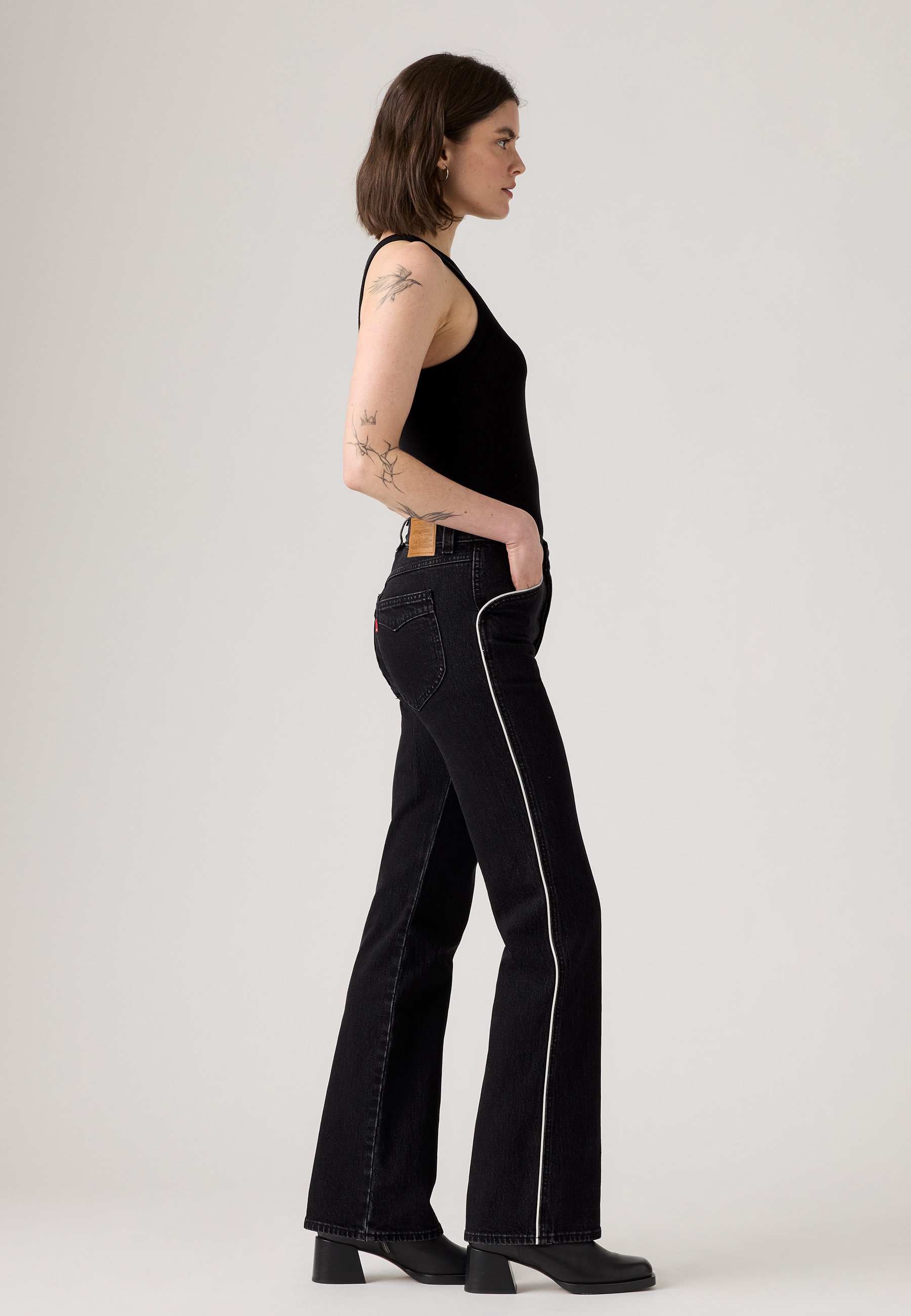 (取寄) リーバイス プレミアム レディース ウェッジ ブーツ パイピング Levi's Premium women Wedgie Boot Piping Sunset Ride Levi's® WEDGIE BOOT PIPING - Jeans Bootcut - sunset ride/black