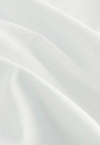 Next Triko s potiskem - white