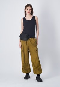 Champion MINIMALIST RESORT - Top - black