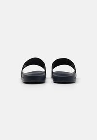 EA7 Emporio Armani UNISEX - Strandpapucsok és -szandálok - navy blue