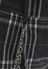 Bershka Tygbyxor - grey