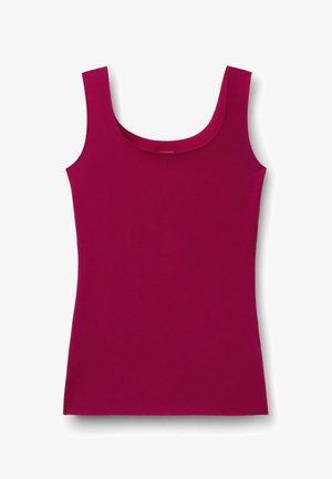 Růžové tank top bez rukávů s širokými ramenními popruhy a kulatým výstřihem, zobrazený na bílém pozadí.