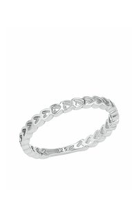 Anillo de plata con una serie de pequeños corazones, hecho de plata esterlina 925, con una superficie lisa y un acabado pulido.