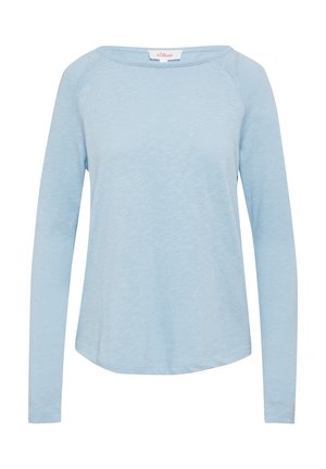 Hellblaues Langarmoberteil mit einem runden Ausschnitt, weichem Material und abgerundetem Saum. Hergestellt aus einem leichten, leicht strukturierten Stoff.