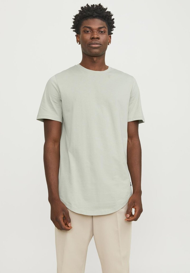 Jack & Jones - ENOA CREW NECK - Lihtne T-särk - desert sage, Suurenda