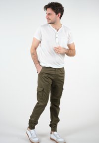 DEELUXE GARDEN - Cargobroek - Olive