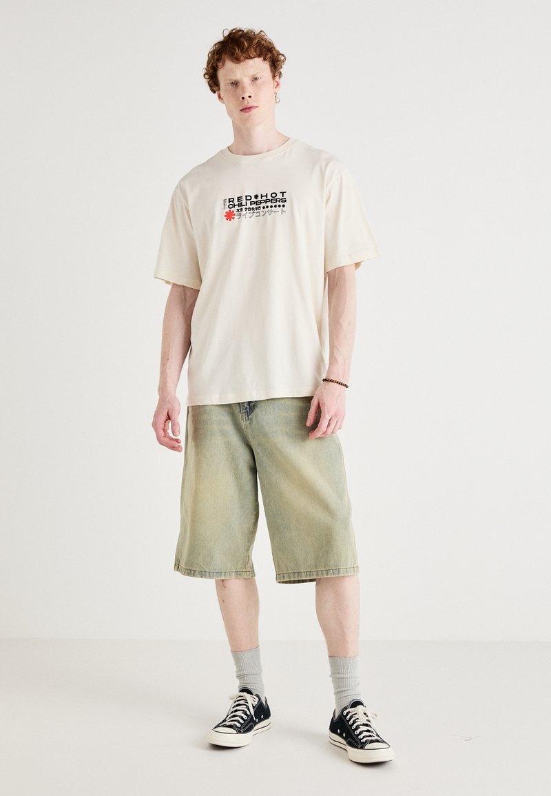 Red Hot Chilli Peppers T-Shirts – RHCP Merch in London – Backstage Originals
