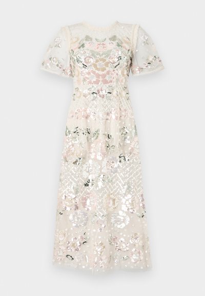 Kleit, millel on läbipaistev, sädelev kangas ja pastelltoonides lille tikandid. Lühikesed puhv-sleevid ja ümmargune kaelus. Midi pikkus.