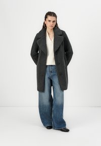 Vero Moda VMKYLIE - Zimní kabát - asphalt