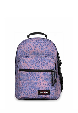 Sac à dos imprimé léopard violet et rose avec poche avant zippée, poignée noire et écusson logo Eastpak.