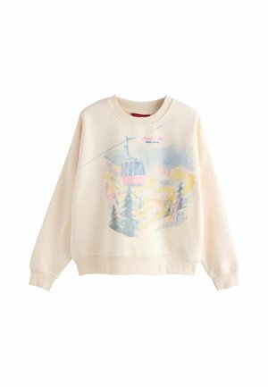 Hellbeige Sweatshirt mit rundem Ausschnitt und langen Ärmeln. Auf der Vorderseite befindet sich eine Aquarellillustration von Bergen und einem Skilift.