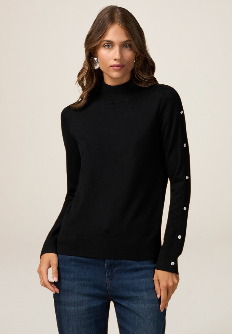 Oltre LUPETTO CON BOTTONI GIOIELLO - Maglione - nero