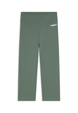 Leggings verdes recortados con cintura alta y pequeño logo blanco de Freddy en la parte superior izquierda.