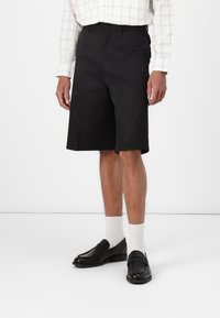 Weekday - BLAKE LOOSE - Kratke hlače - black Minijatura 1