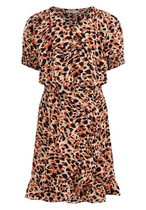 Kortærmet kjole med elastisk talje, flæsekant og flerfarvet abstrakt leopardprint i beige, sort og orange toner.