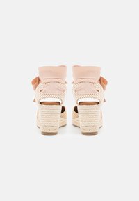 XTI Espadrilles - taupe