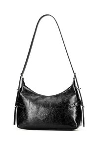 Czarna skórzana torba na ramię o teksturowanym wykończeniu, krągłym kształcie, regulowanym pasku i metalowych akcentach po bokach. Zamek błyskawiczny u góry.