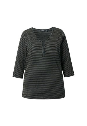 Haut àRayures noires et grises à manches longues avec un décolleté en V et une patte de boutonnage à trois boutons. Fabriqué en tissu doux, il présente une coupe décontractée.