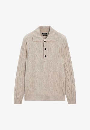 Maglione beige lavorato a maglia con motivo a trecce, dotato di scollo con colletto, patta con tre bottoni e polsini e orlo a coste.