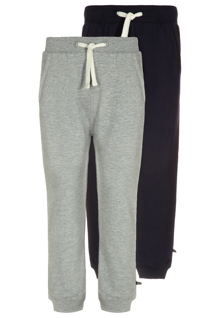 Två par joggingbyxor: ett grått och ett marint, tillverkade av mjukt tyg. Båda har elastiska midjeband och snörning, med avslutade benslut.