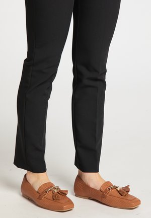 Loafers - cognac