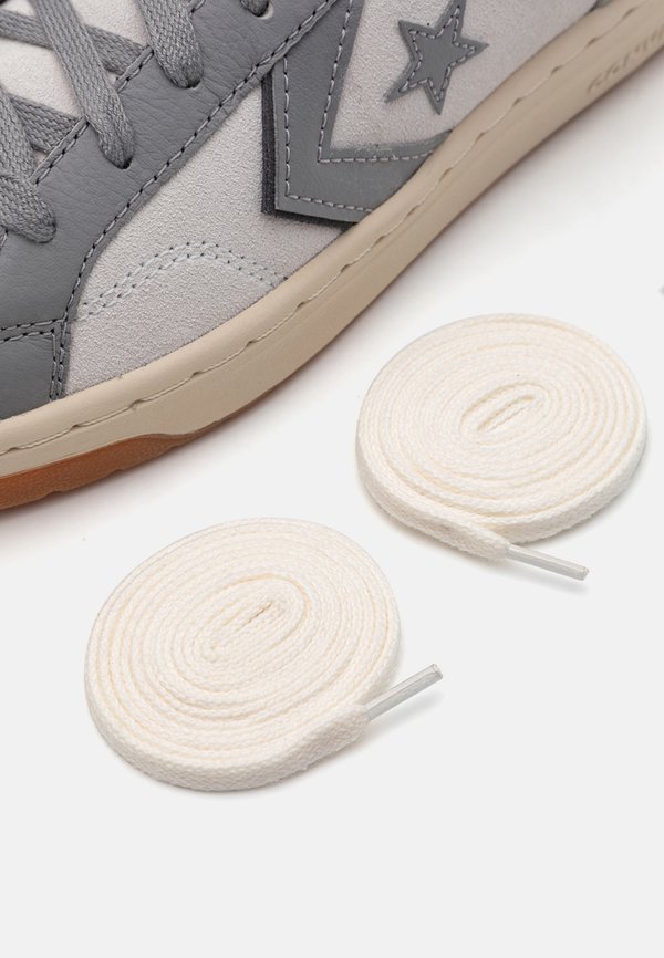 PRO BLAZE CLASSIC UNISEX - High-top trainers4