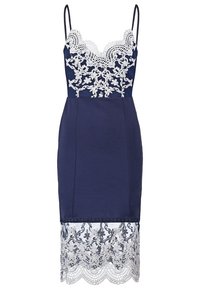 Navy blauwe jurk met kantdetails op het lijfje en een golvende kantzoom, voorzien van verstelbare spaghettibandjes en een getailleerd silhouet.