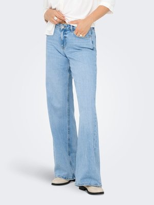 JDY RUBY MITTLERE TAILLE LOCKER GESCHNITTEN - Τζιν καμπάνα - light blue denim