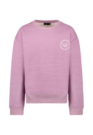 Lila sweatshirt met een ronde hals, met een klein logo met "1982" in een circulair ontwerp op de linkerkant van de borst.