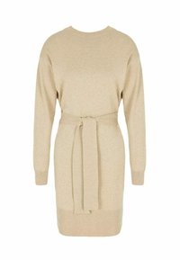 Abito beige in maglia con scollo rotondo, maniche lunghe e cintura in tessuto abbinata. Presenta dettagli a coste all'orlo e una texture liscia.