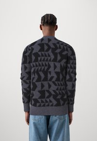KARL LAGERFELD CREWNECK - Džemperis - anthracite