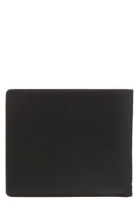 Svart lær bifold lommebok med en glatt tekstur, firkantet form og subtile sømdetaljer. Har flere kortlommer og en sedlerom.