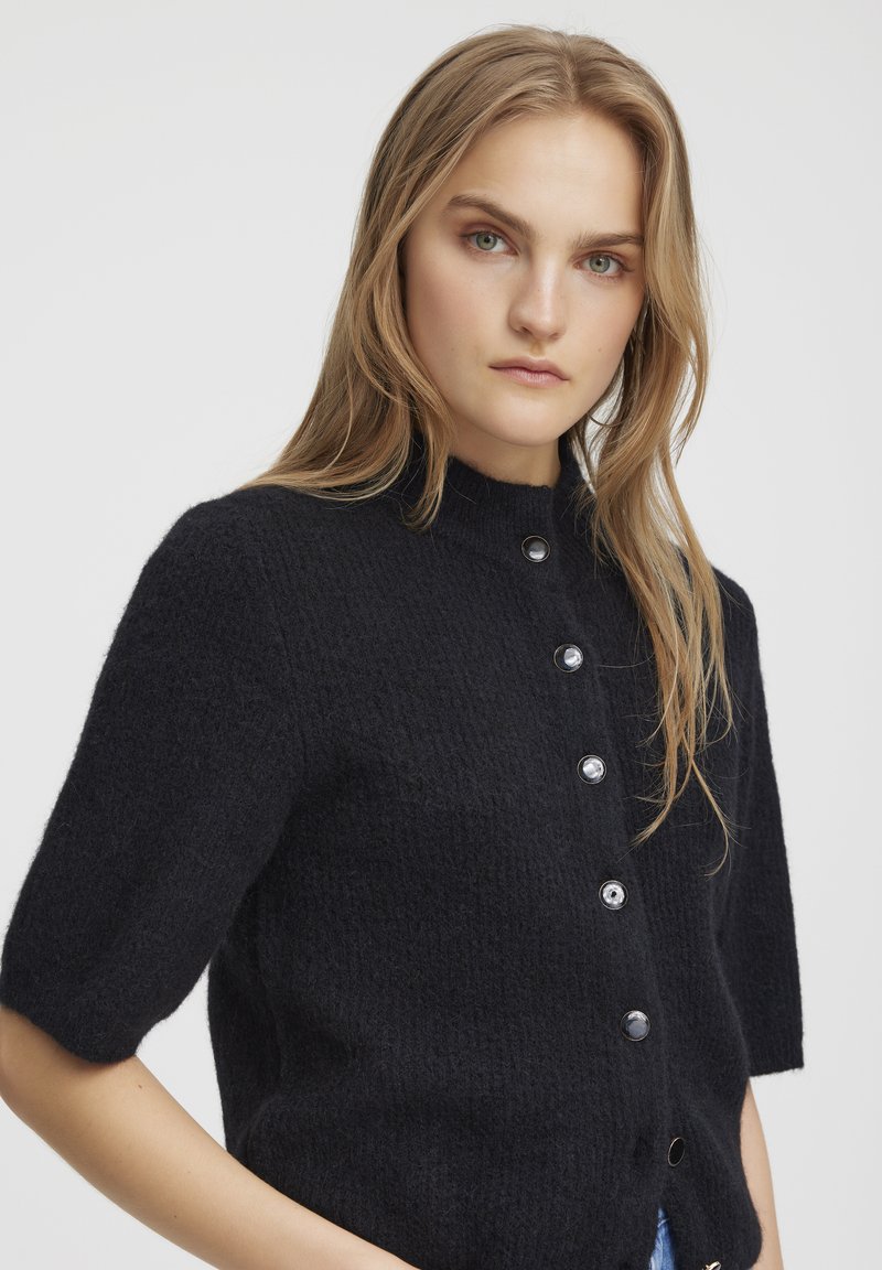 Gestuz ALPHAGZ SS SHORT - Cardigan - black - Zalando