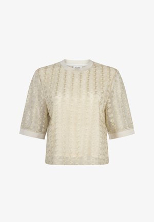 Crèmekleurige korte mouwen blouse met gestructureerd bloemenkantpatroon en effen afwerking op de kraag en mouwboorden.