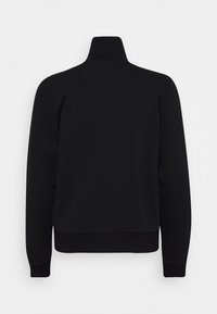 Felpa nera con colletto alto, maniche lunghe e vita aderente. Tessuto morbido e design semplice senza fantasie o dettagli.
