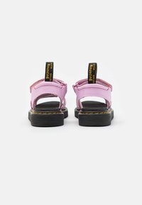 Dr. Martens KLAIRE UNISEX - Sandaalit nilkkaremmillä - pale pink