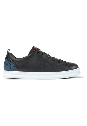 Camper Trainers - black