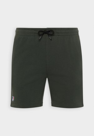 Pantaloni corti verde scuro in tessuto morbido, con vita elastica e cordino, e un piccolo logo sul lato inferiore.