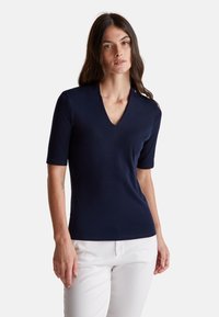 United Colors of Benetton SLIM FIT - Jednoduché tričko - blue