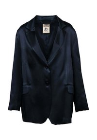 Blazer di satin navy con colletto a pistagna, due tasche frontali e chiusura a due bottoni. Texture liscia con un leggero lucido.