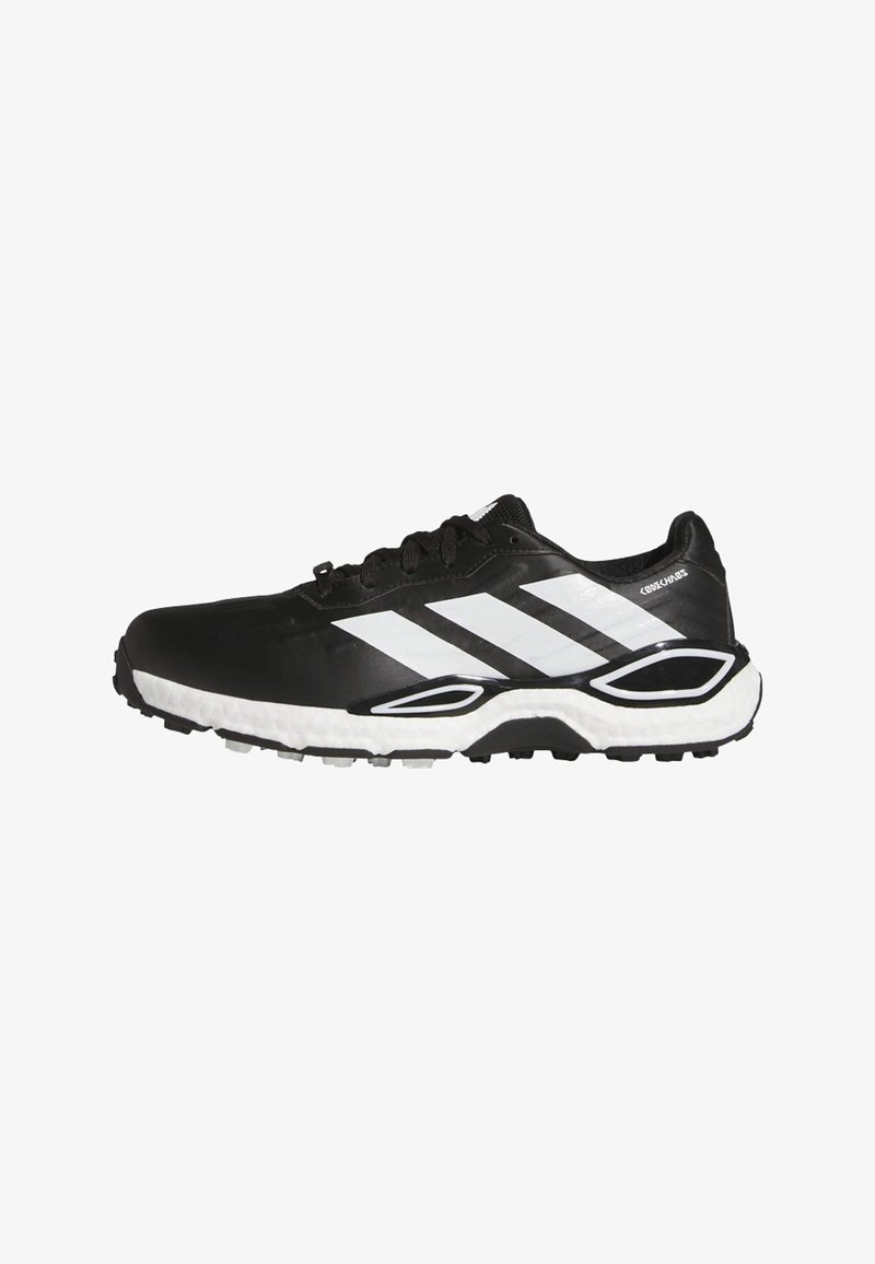 Μαύρο και άσπρο αθλητικό παπούτσι Adidas με τρεις λευκές ρίγες, υφή στην σόλα και δέσιμο με κορδόνια, εμφανίζεται σε πλευρικό προφίλ.