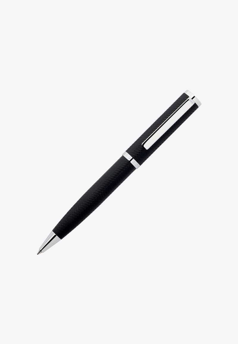 Bolígrafo negro con punta, clip y anillo de marca plateados, con un patrón de chevron texturizado en el cuerpo.