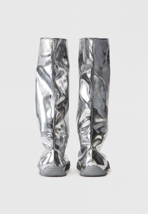 Classificação 2: Rombaut - MONOLITH UNISEX - Botas
