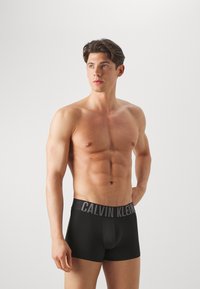 Calvin Klein Underwear - TRUNK 3 PACK - Alushousut - black Pienoiskuva 1