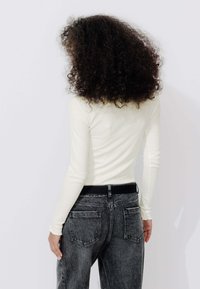 Promod COL MONTANT - T-shirt à manches longues - ecru