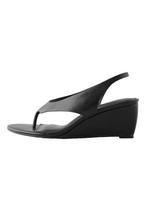Next, REGULAR FIT - T-rihmaga sandaalid - black