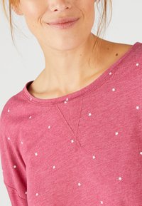Damart IMPRIMÉ ÉTOILES THERMOLACTYL SET - Pigiama - rouge