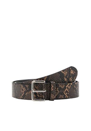 Ceinture en cuir texturé au motif serpent marron, dotée d'une boucle en métal argenté et d'un design élégant et effilé.